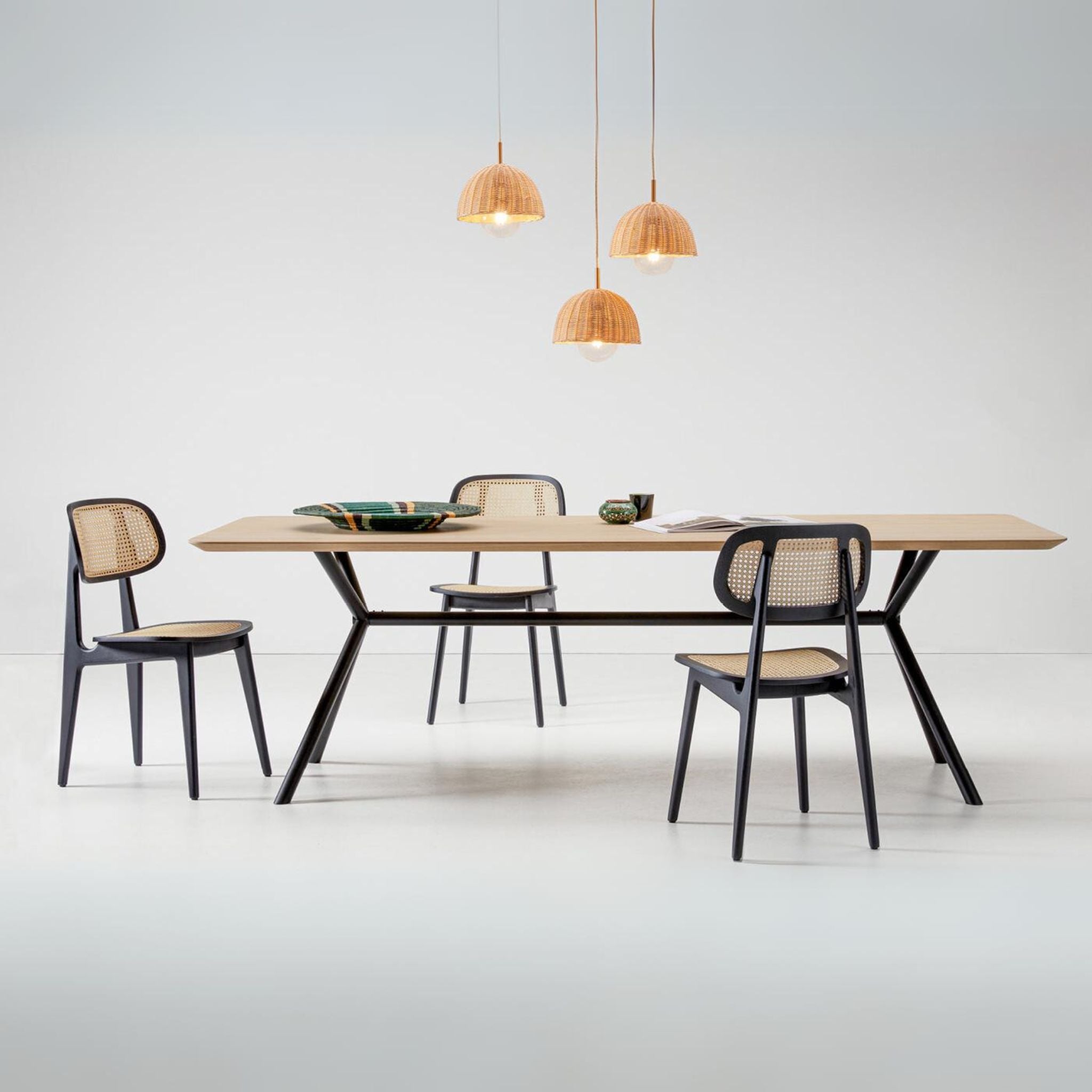 Vincent Sheppard Elias Dining Table X-Steel Frame